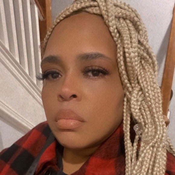 Meet your Posher, Tangie - Picture 2 of 5